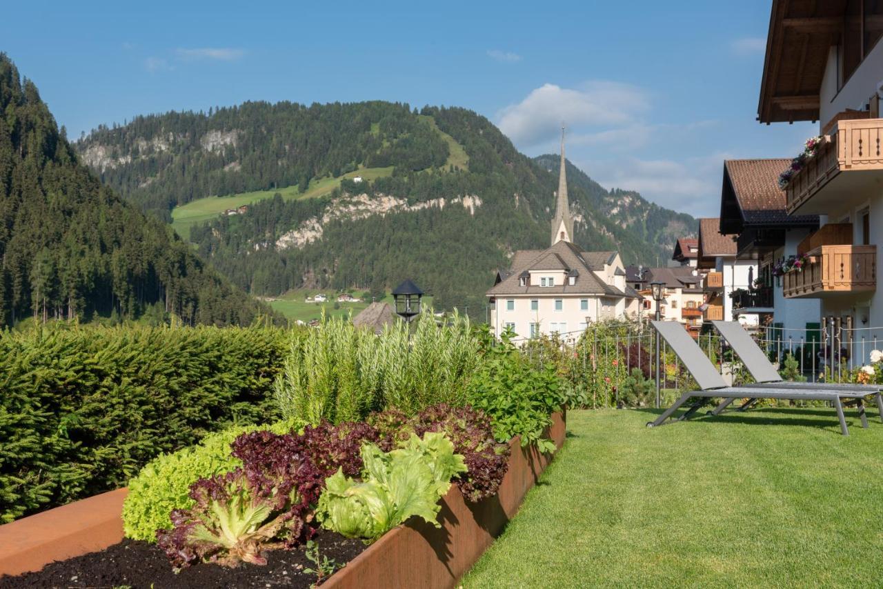 Hotel Vernel Santa Cristina Val Gardena Luaran gambar