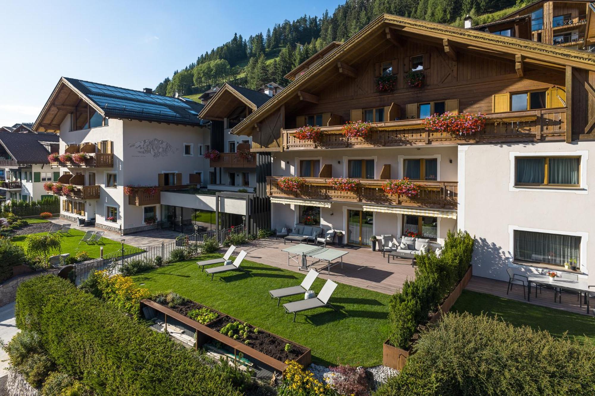 Hotel Vernel Santa Cristina Val Gardena Luaran gambar